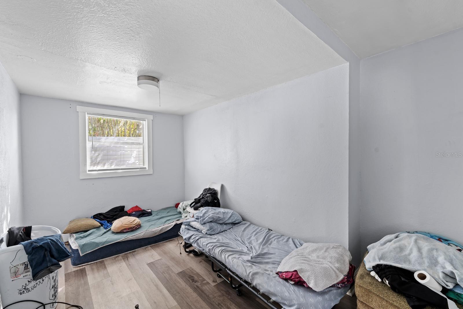 Image 17 of 25 For 4204 Marguerite Street