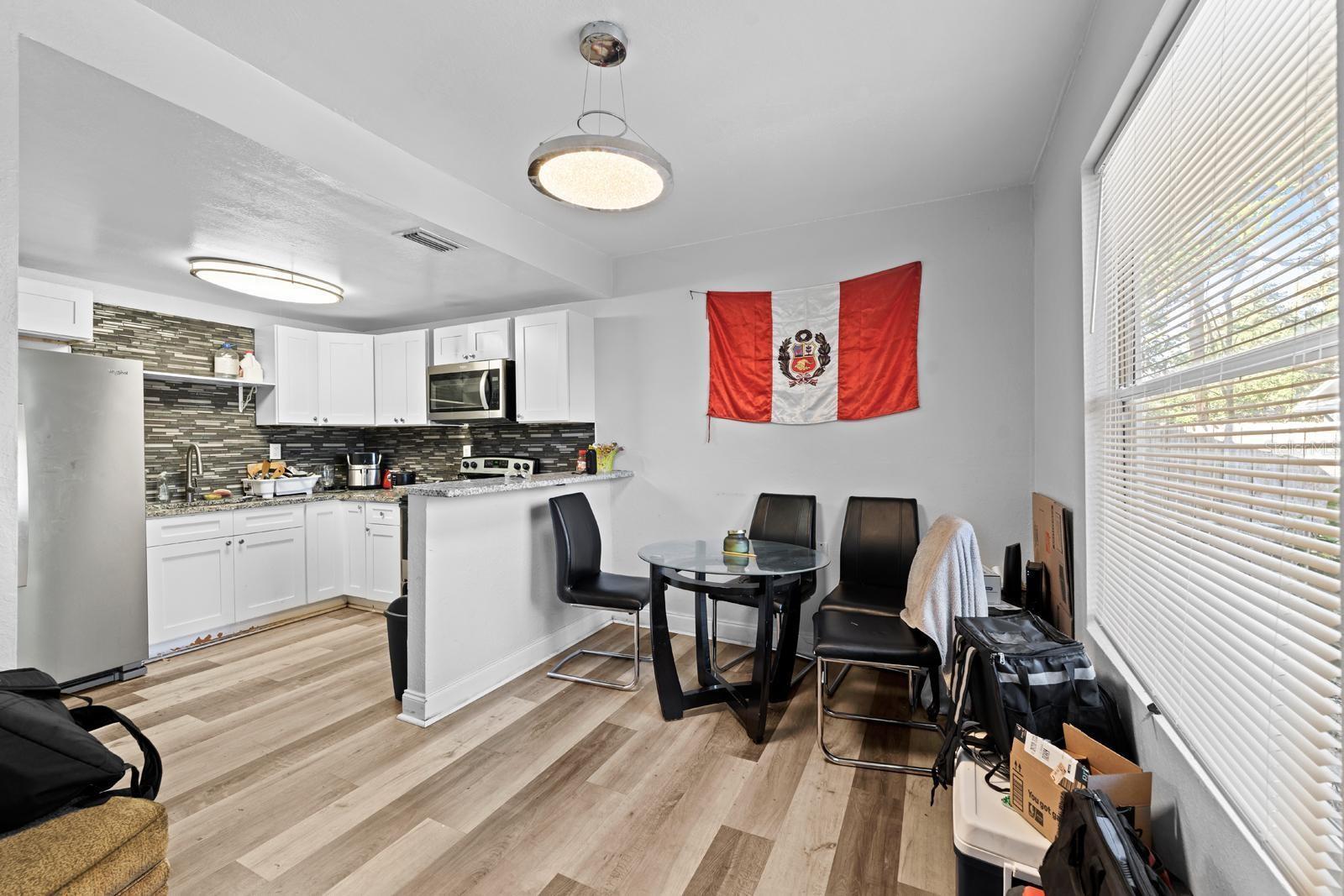 Image 9 of 25 For 4204 Marguerite Street