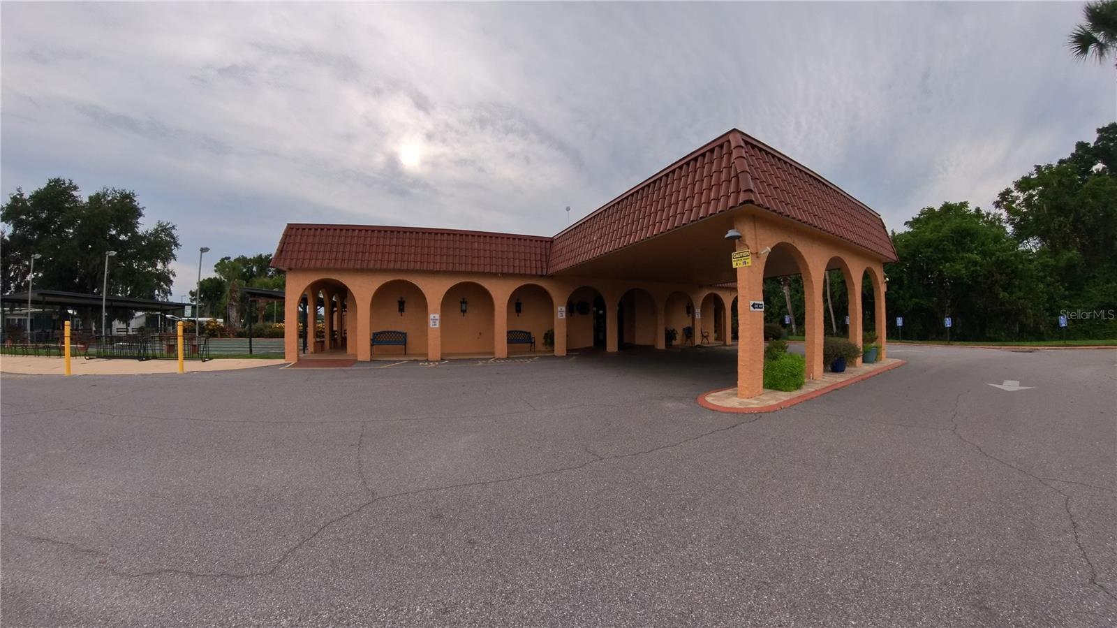 Image 16 of 22 For 2055 Floral Avenue 39