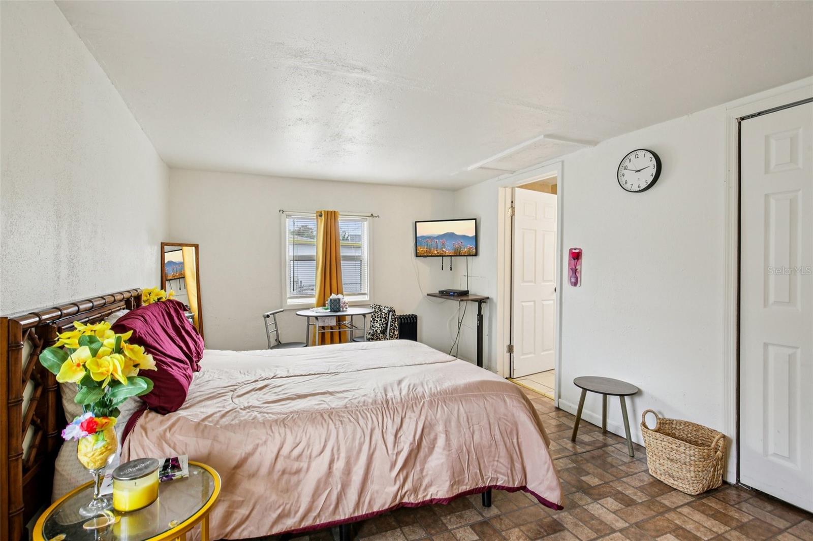 Image 12 of 26 For 3074 Melrose Avenue S