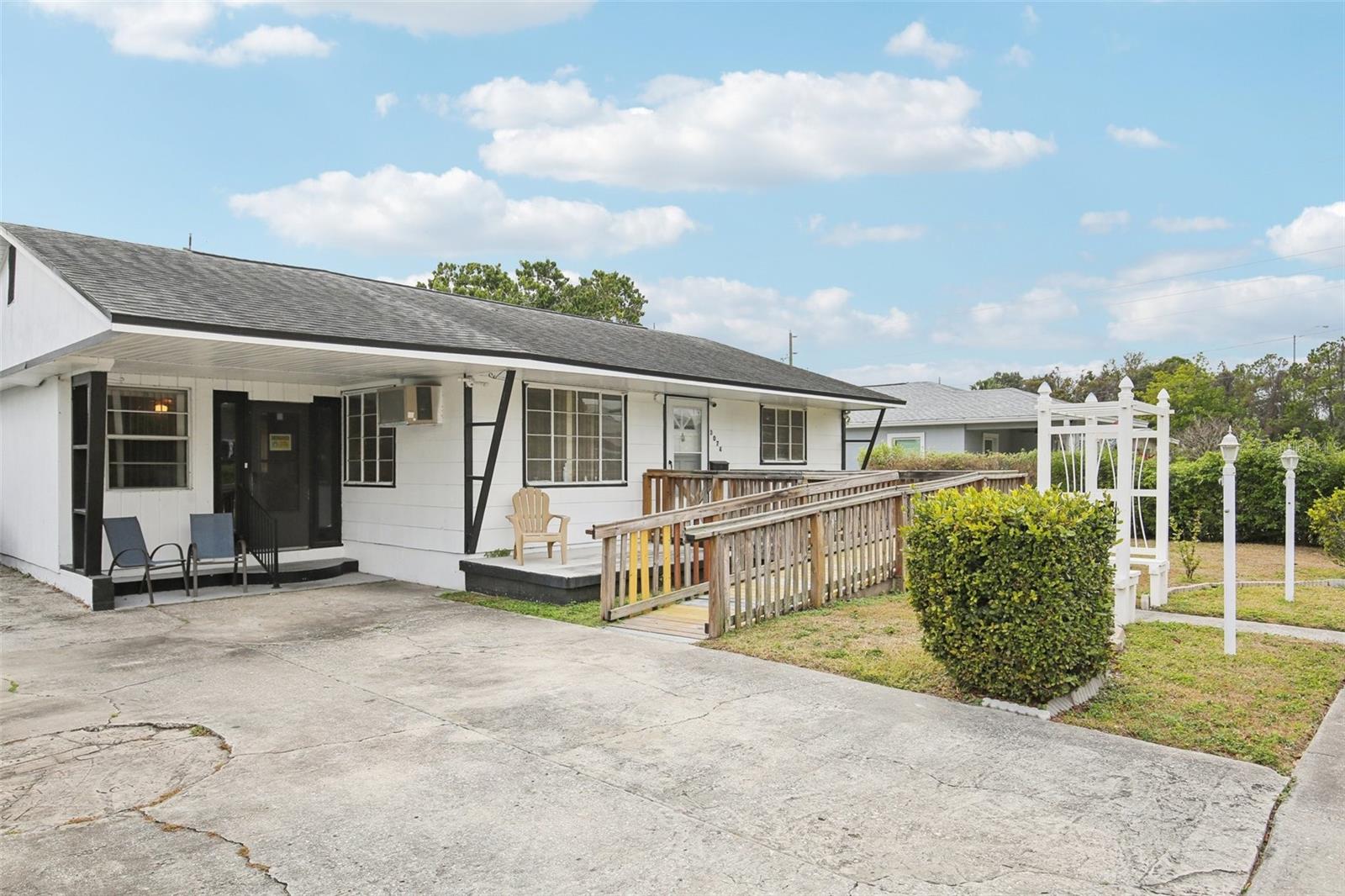 Image 2 of 26 For 3074 Melrose Avenue S