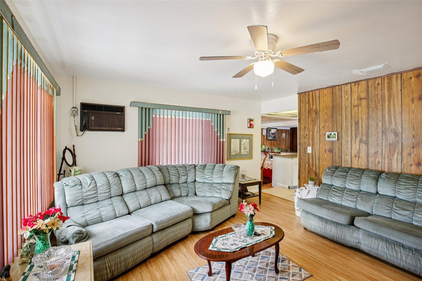 Image 4 of 26 For 3074 Melrose Avenue S