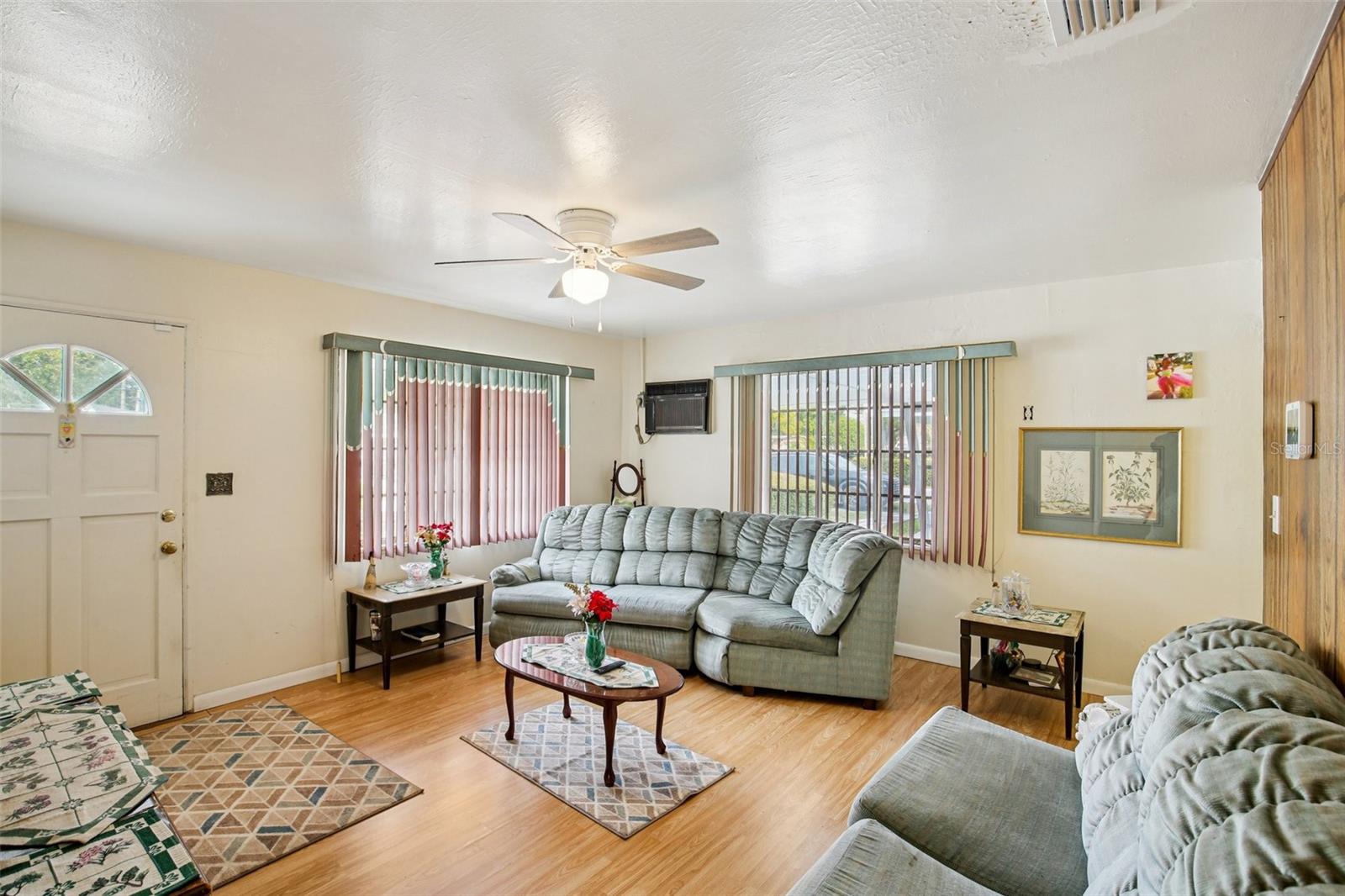 Image 6 of 26 For 3074 Melrose Avenue S