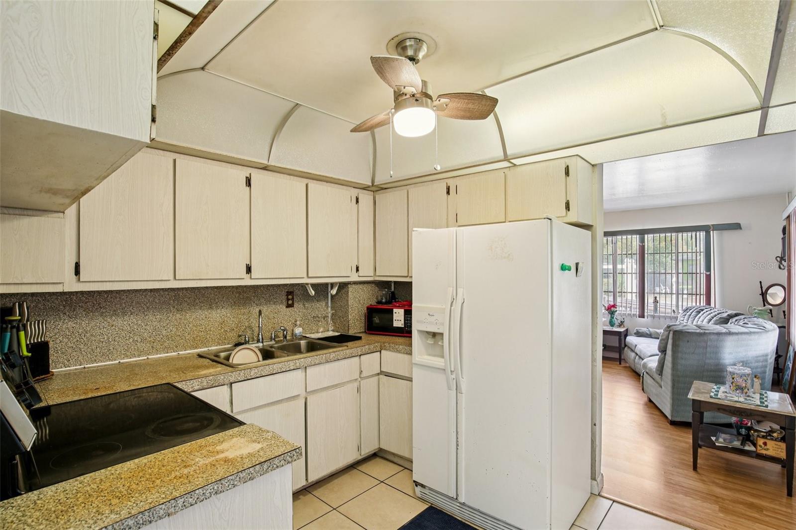 Image 7 of 26 For 3074 Melrose Avenue S