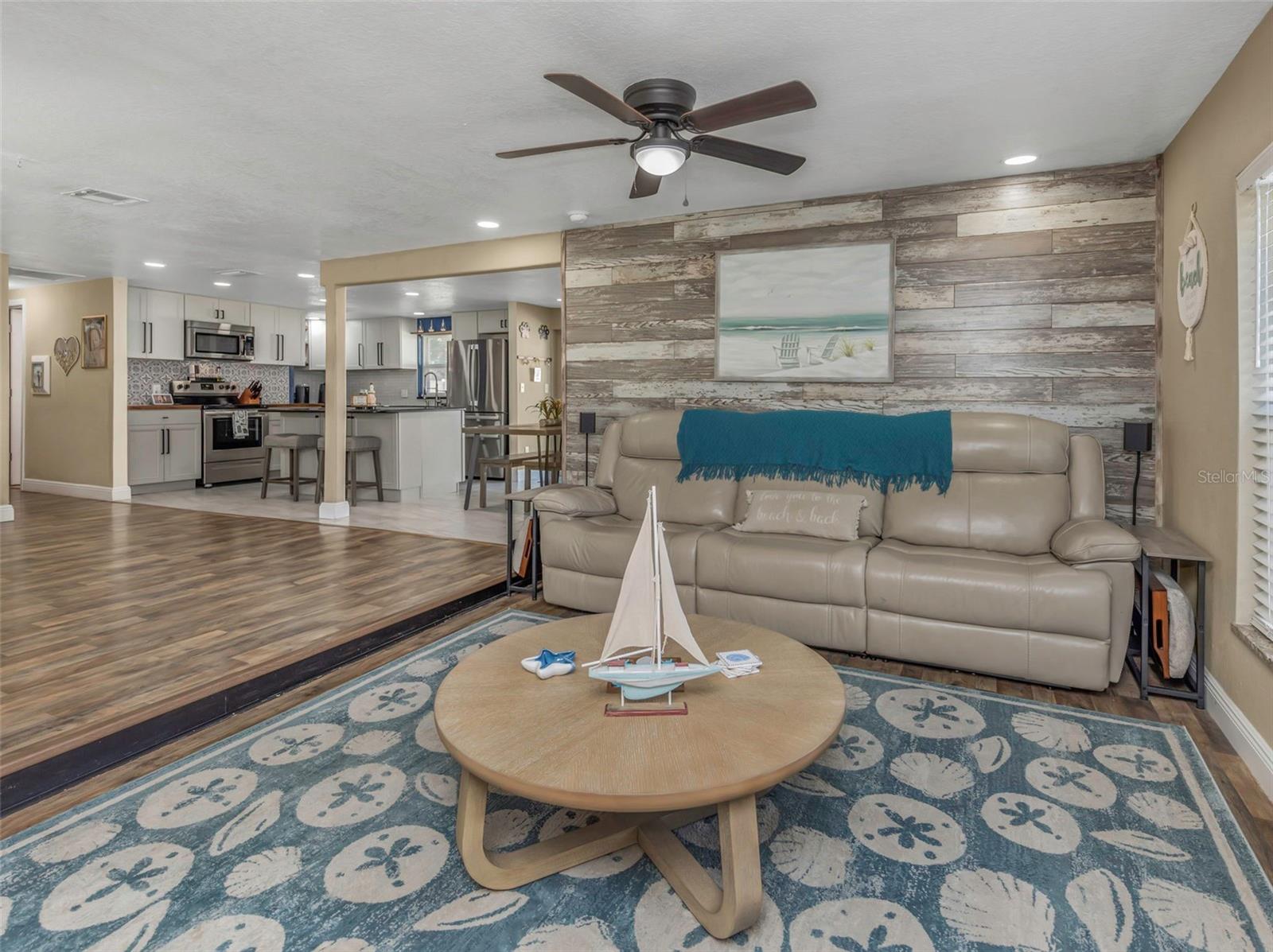 Image 15 of 48 For 1008 Greenleaf Way