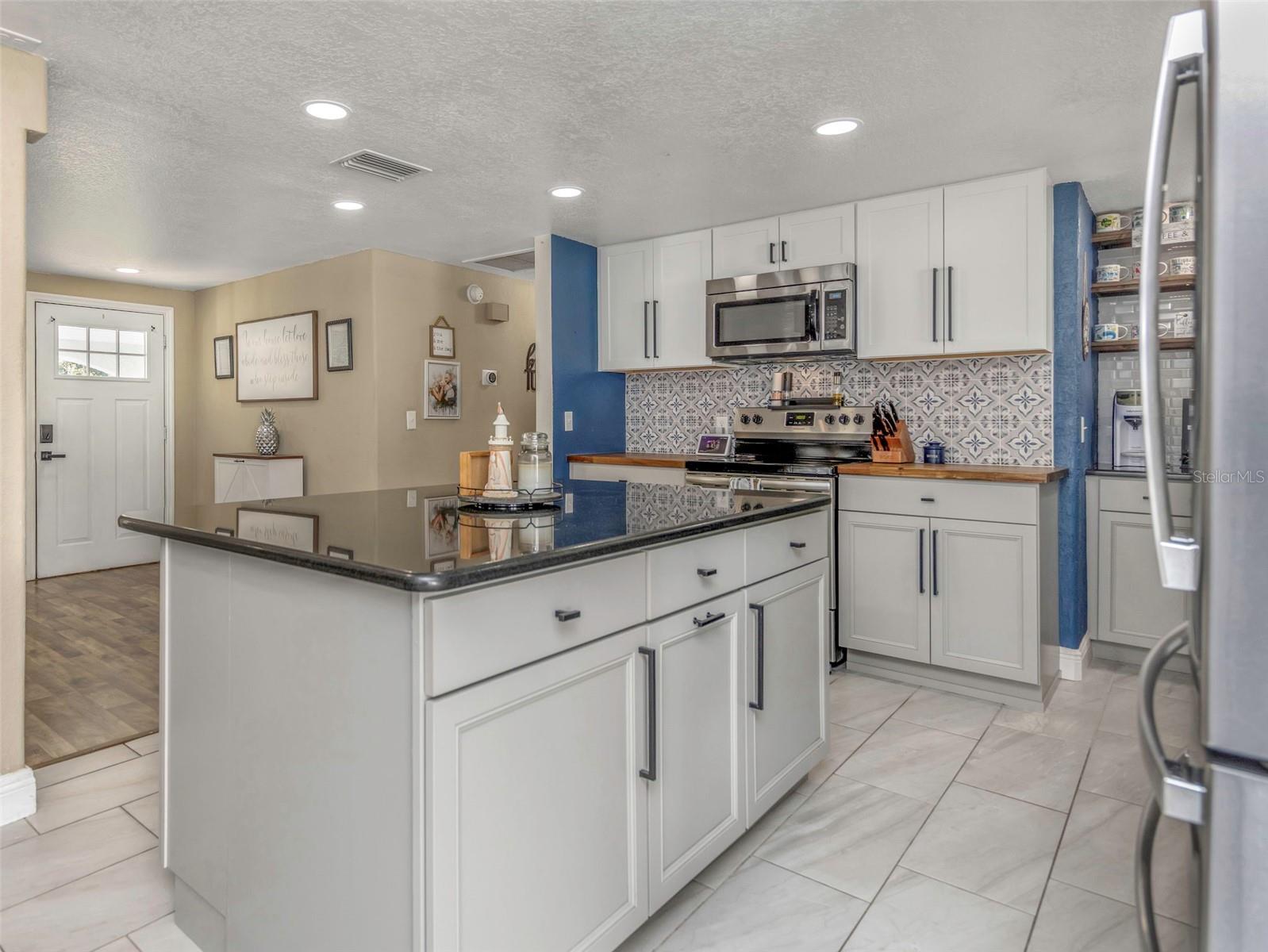 Image 26 of 48 For 1008 Greenleaf Way