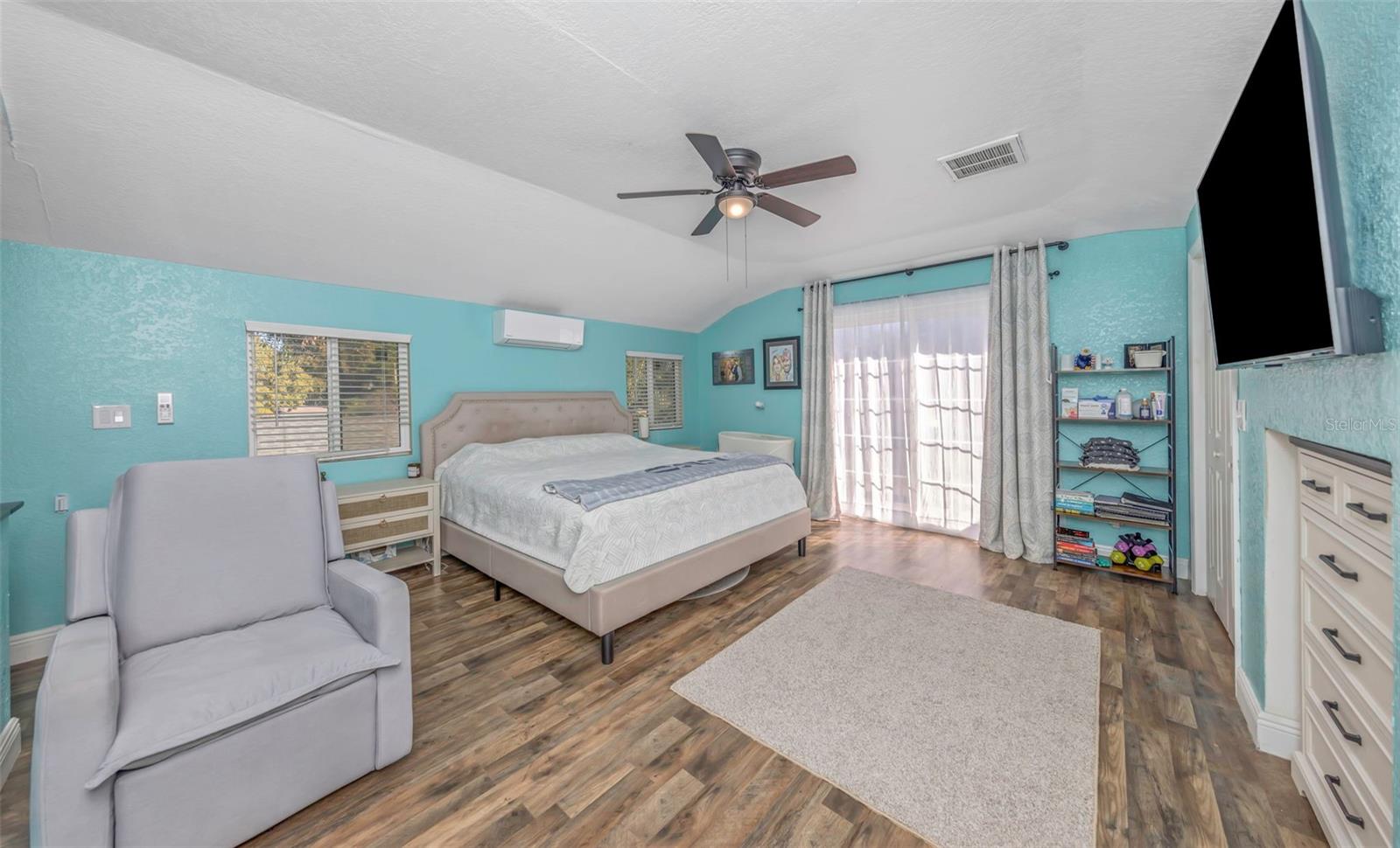 Image 6 of 48 For 1008 Greenleaf Way