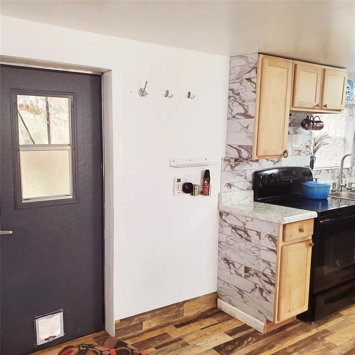 Image 10 of 72 For 24905 130th Street