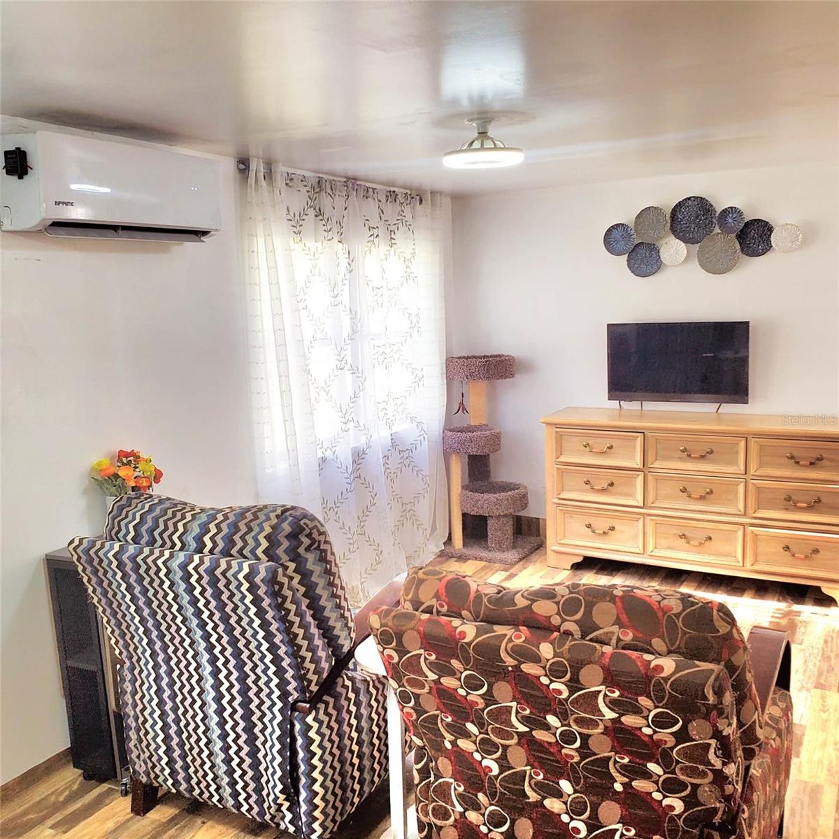 Image 15 of 72 For 24905 130th Street