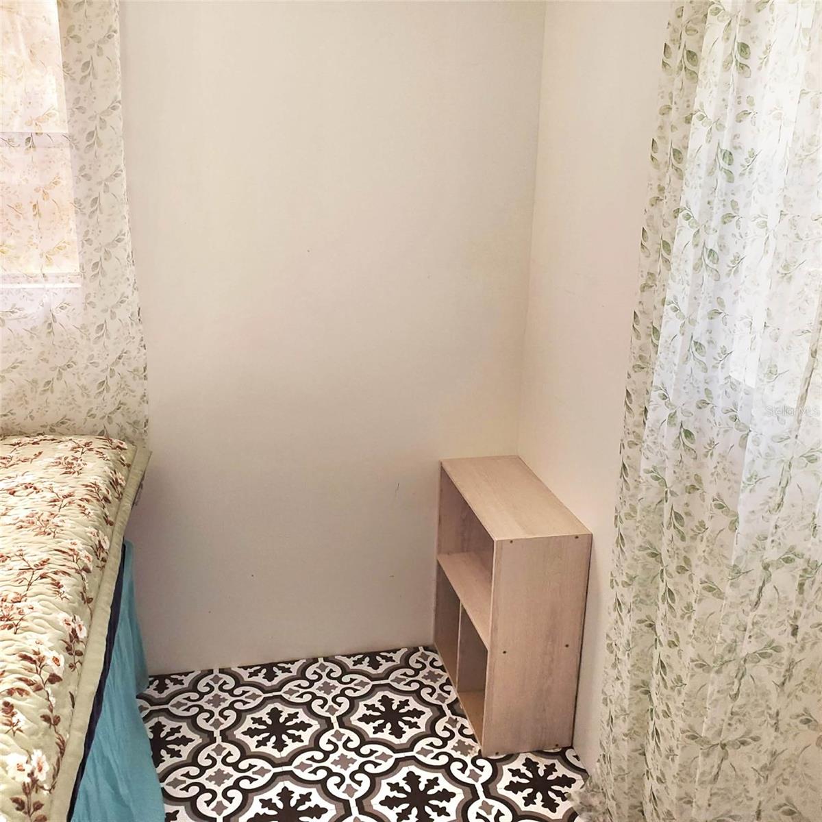 Image 30 of 72 For 24905 130th Street