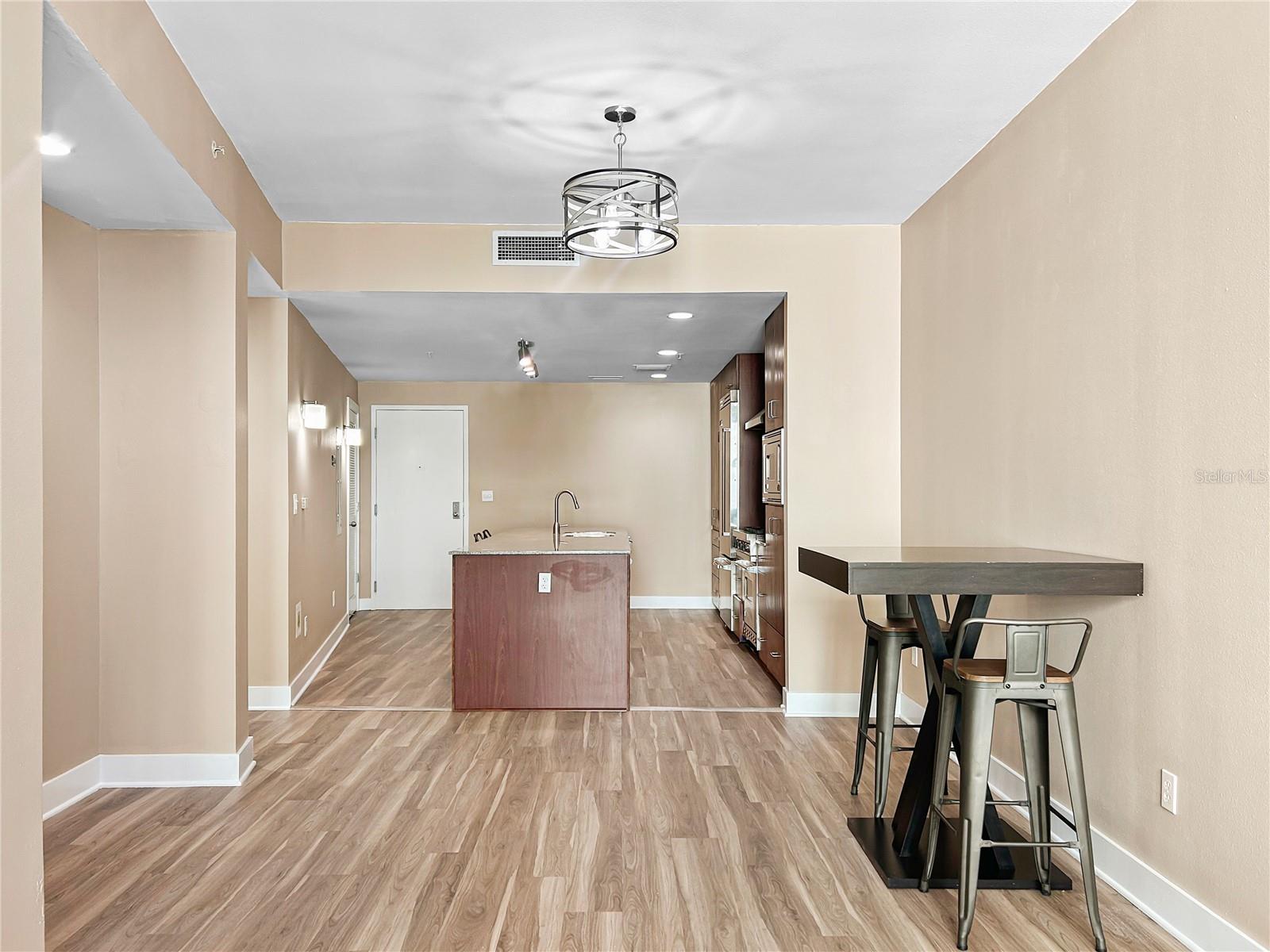 Image 5 of 29 For 1120 Kennedy Boulevard 1427