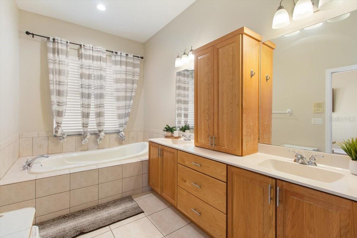 Image 58 of 82 For 6535 Lake Irene Drive