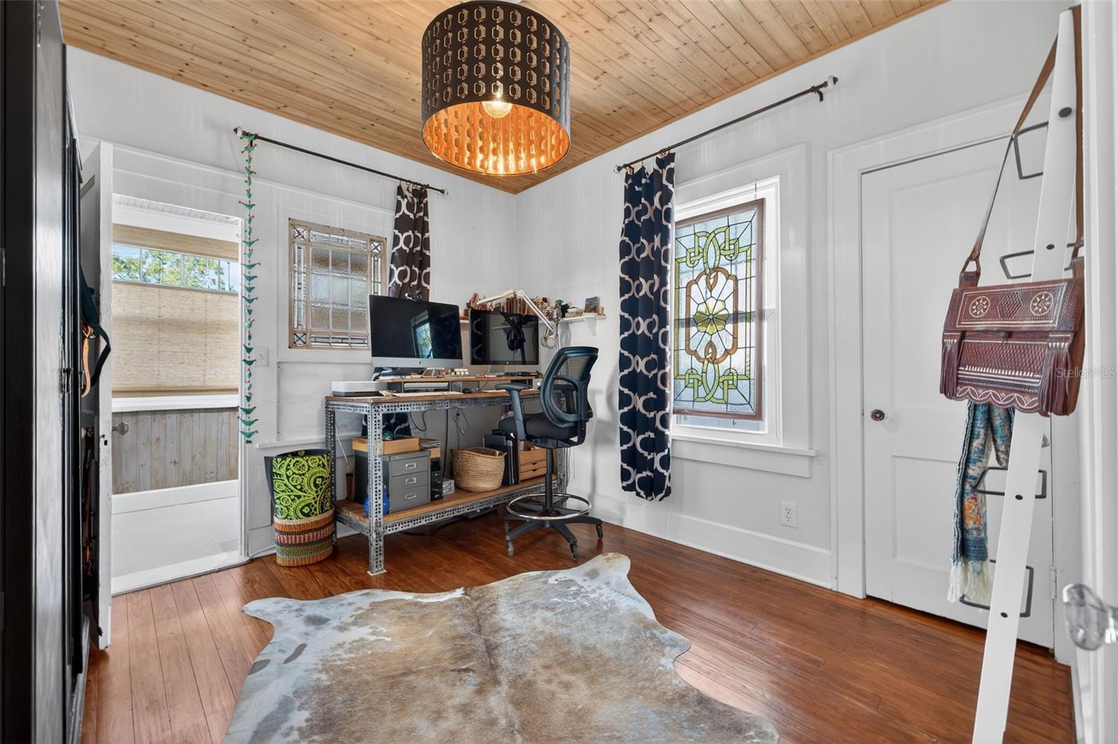 Image 16 of 30 For 748 32nd Avenue N