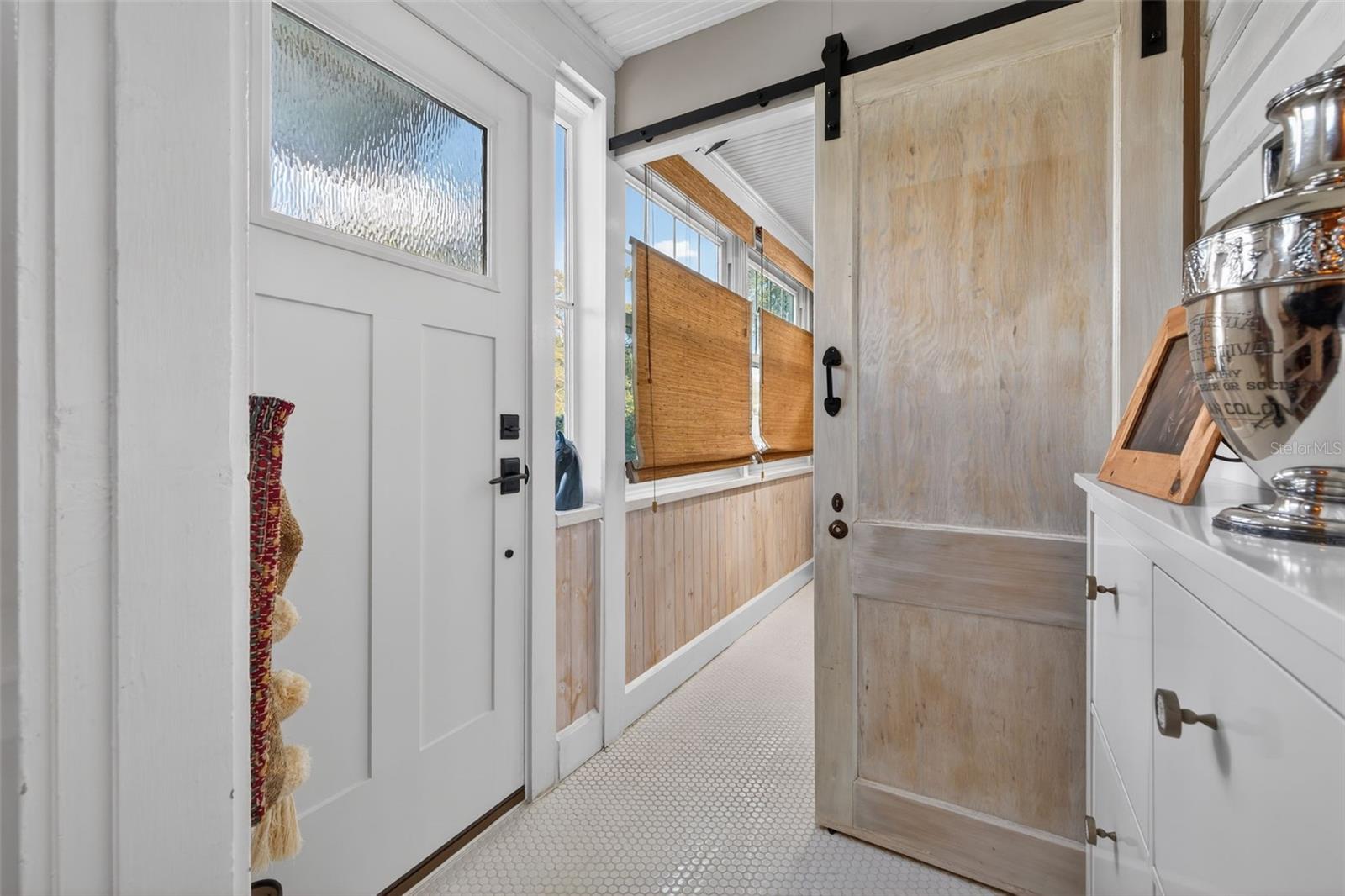 Image 18 of 30 For 748 32nd Avenue N