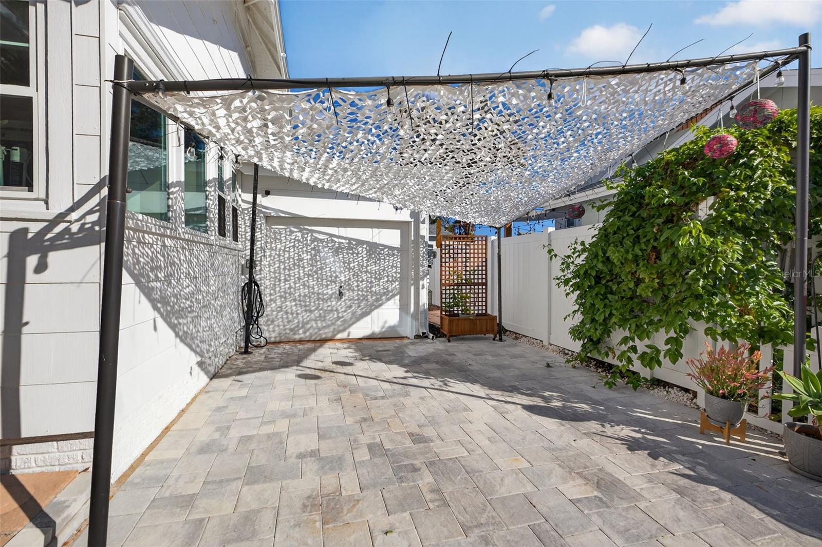 Image 22 of 30 For 748 32nd Avenue N