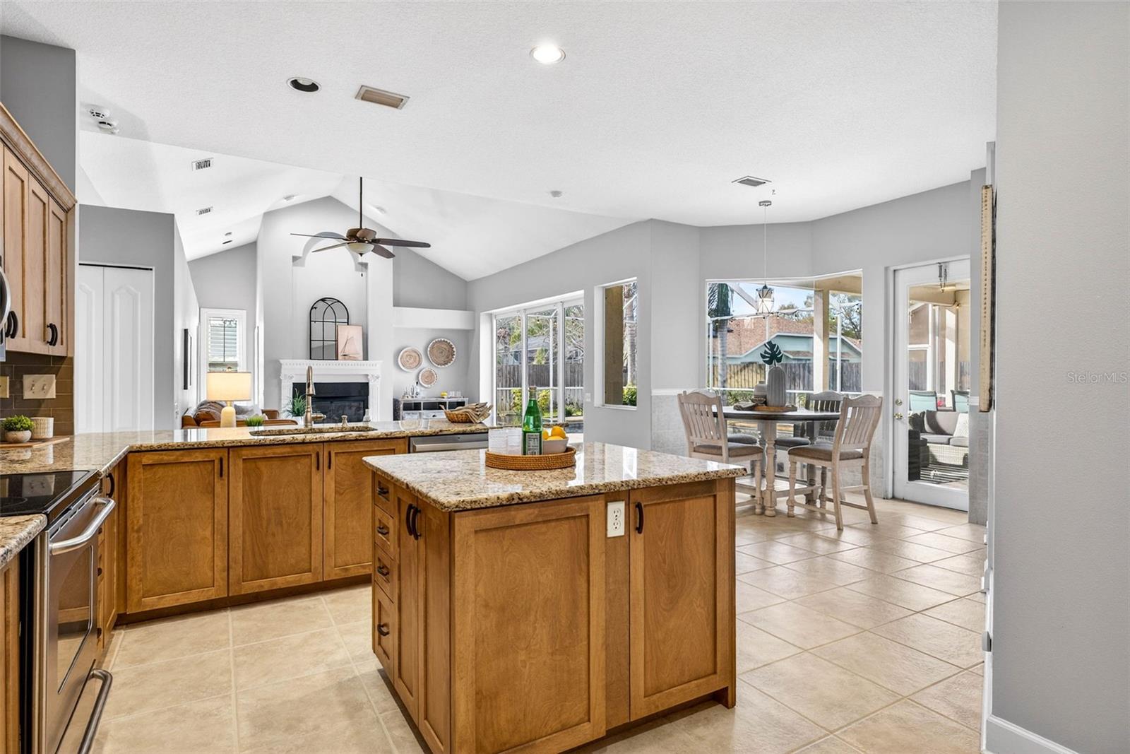 Image 20 of 64 For 9608 Woodbay Drive