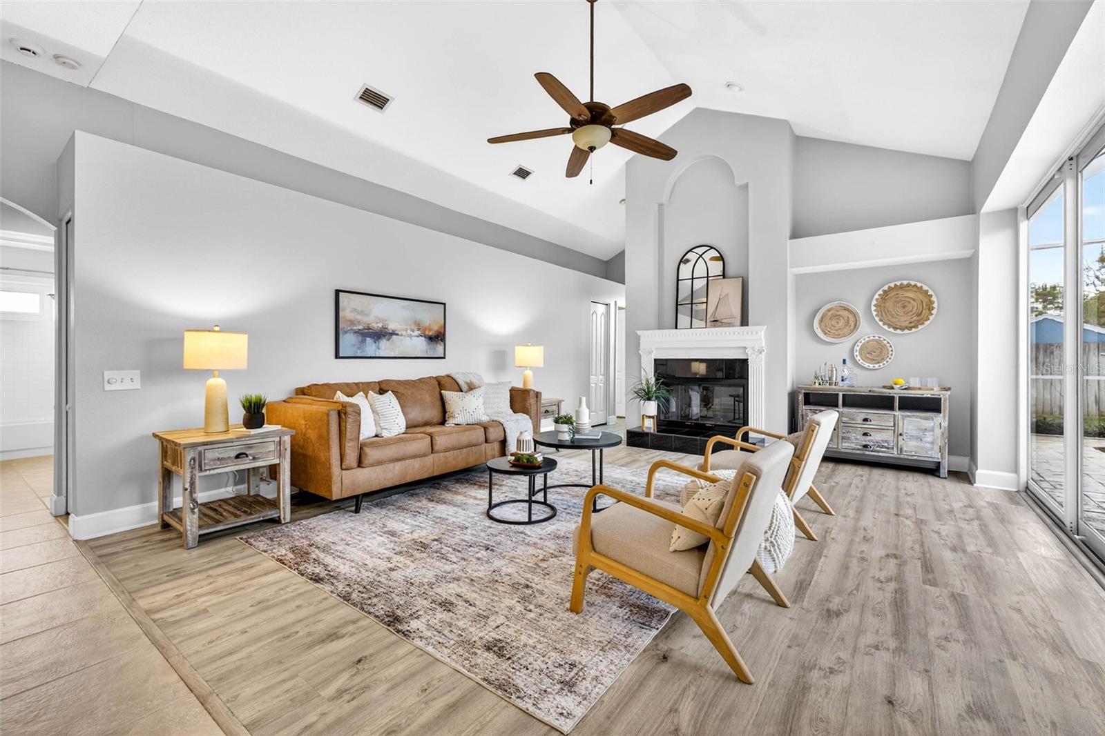 Image 23 of 64 For 9608 Woodbay Drive