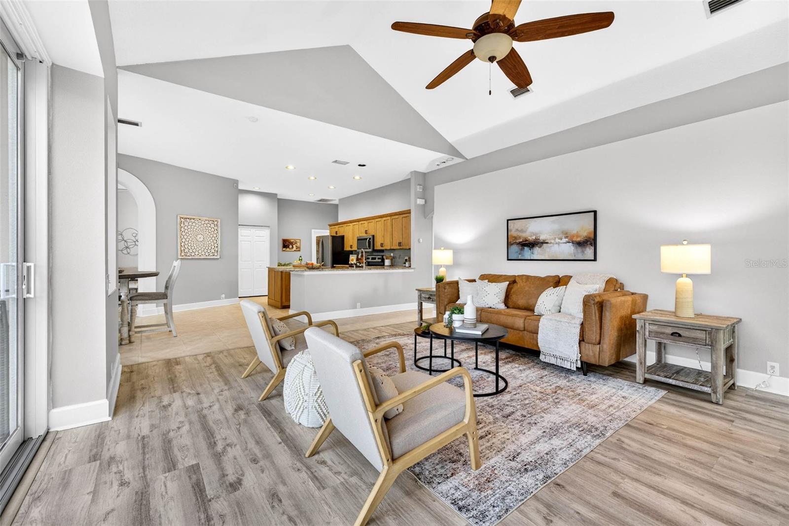 Image 25 of 64 For 9608 Woodbay Drive