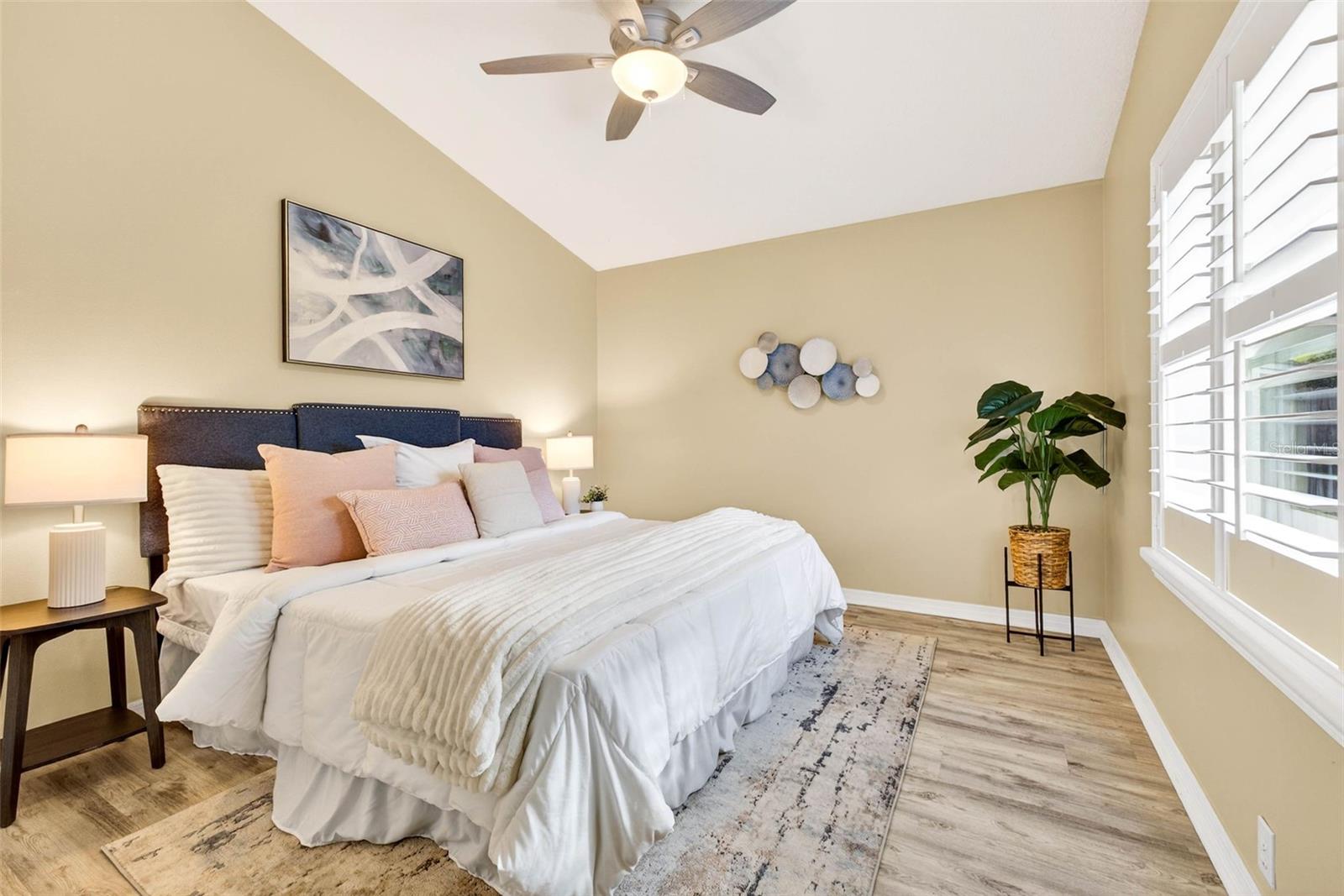 Image 38 of 64 For 9608 Woodbay Drive