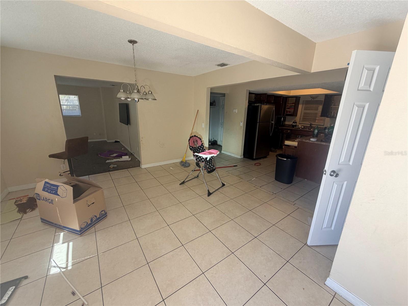 Image 10 of 33 For 7413 Navel Tree Court