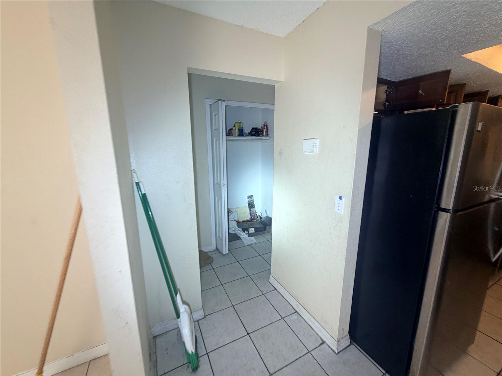 Image 19 of 33 For 7413 Navel Tree Court