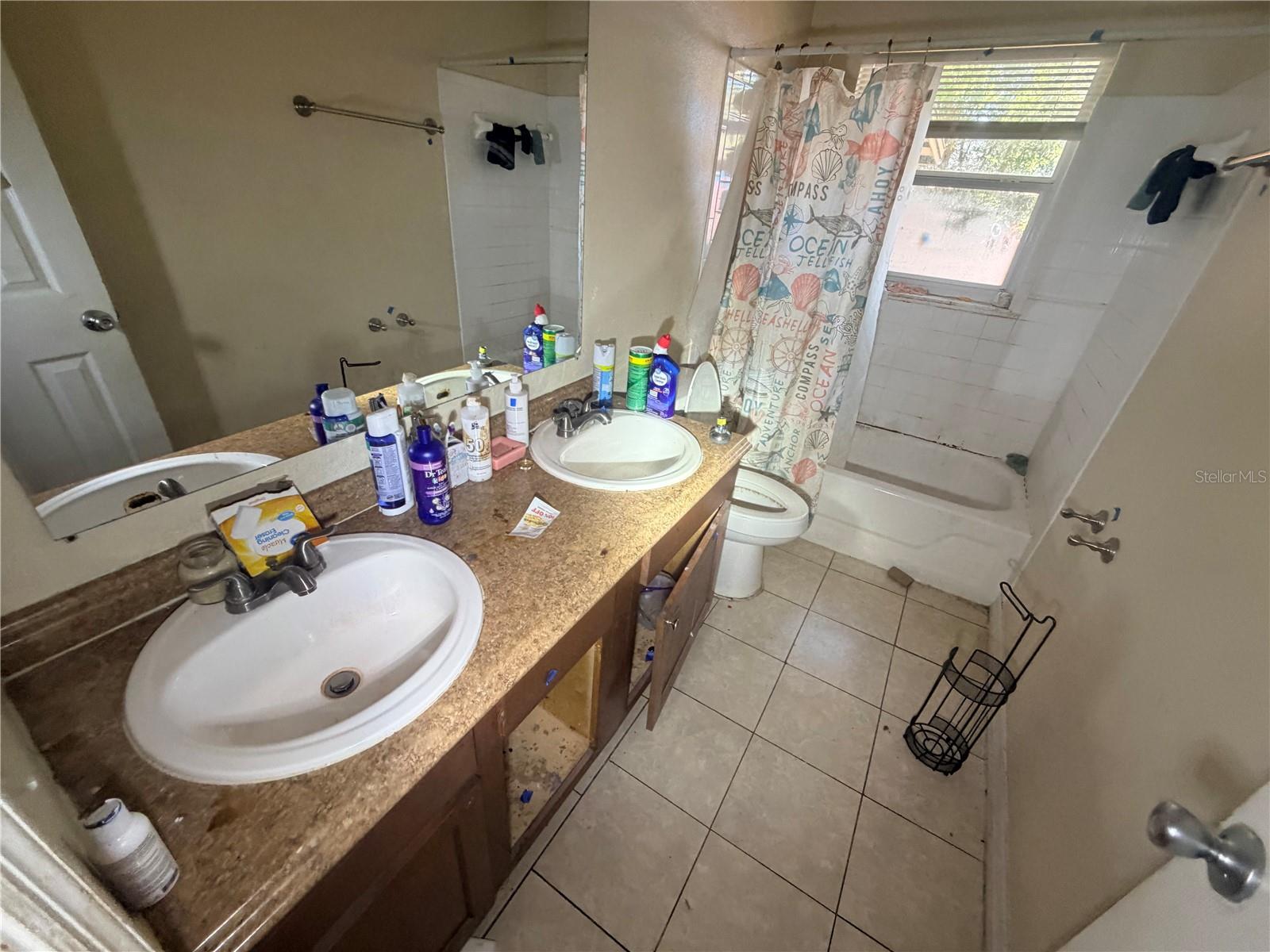 Image 31 of 33 For 7413 Navel Tree Court