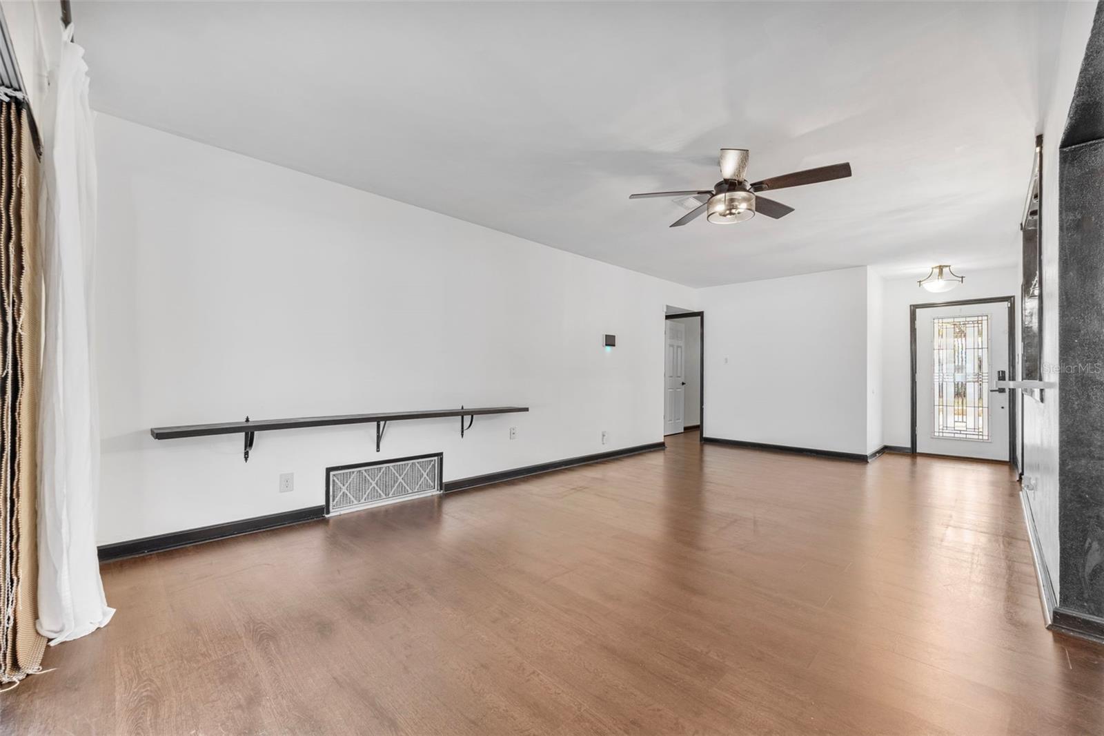 Image 13 of 58 For 15204 Monet Drive