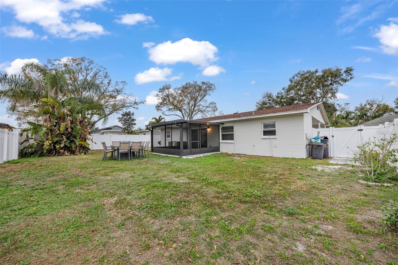 Image 7 of 58 For 15204 Monet Drive