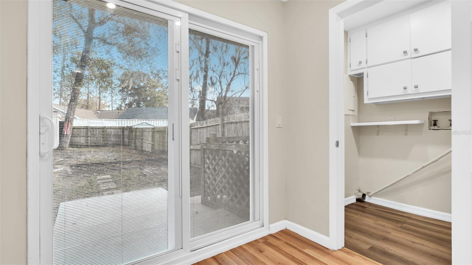 Image 25 of 32 For 805 Darby Lane