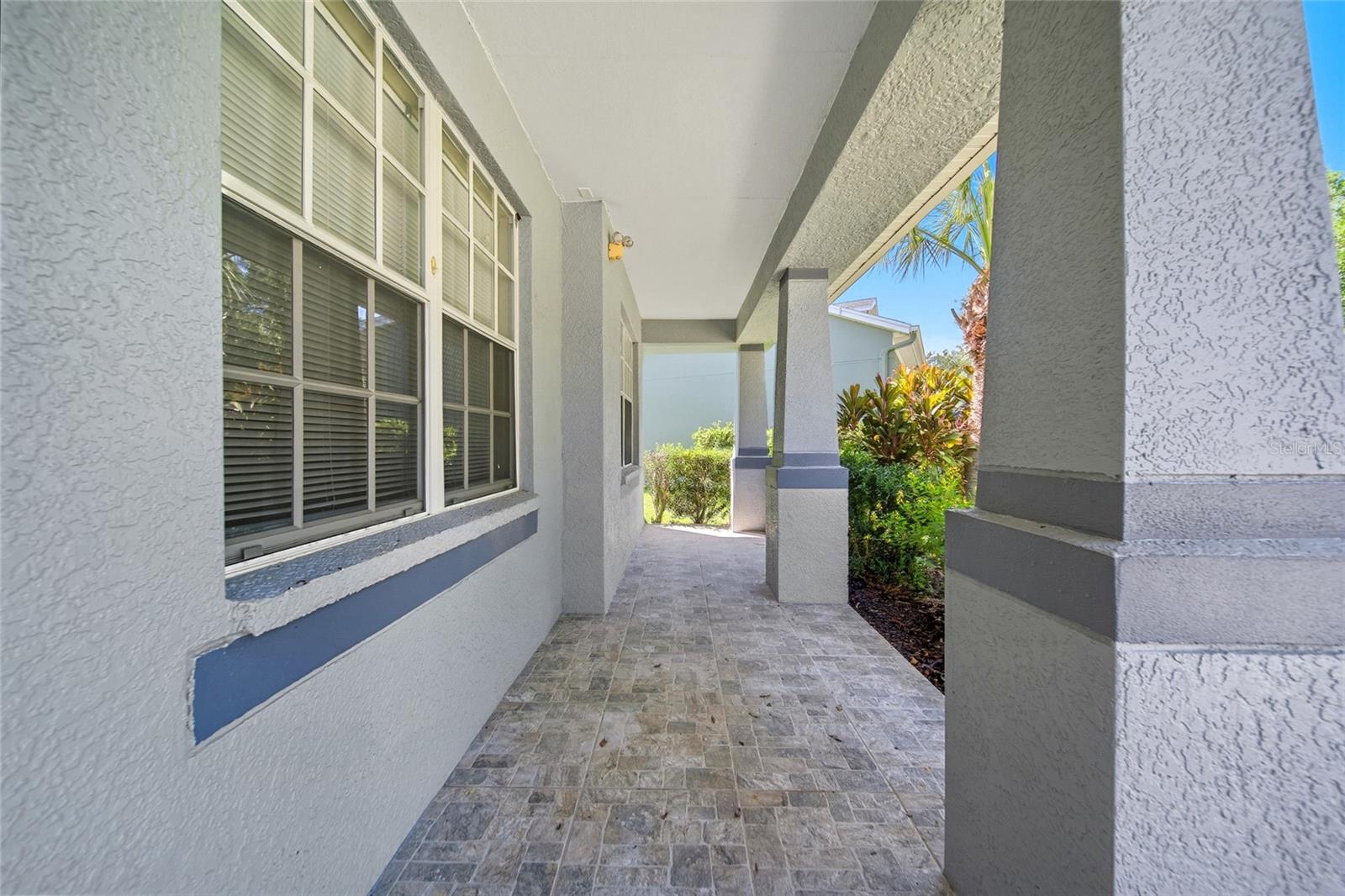 Image 5 of 51 For 11724 Holly Creek Drive