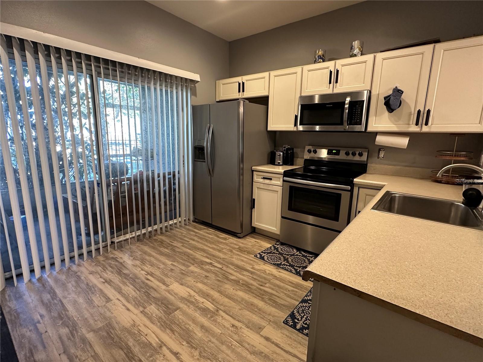 Image 11 of 21 For 13141 Kings Crossing Drive