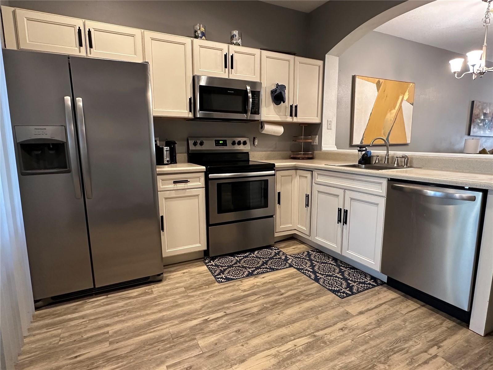 Image 12 of 21 For 13141 Kings Crossing Drive