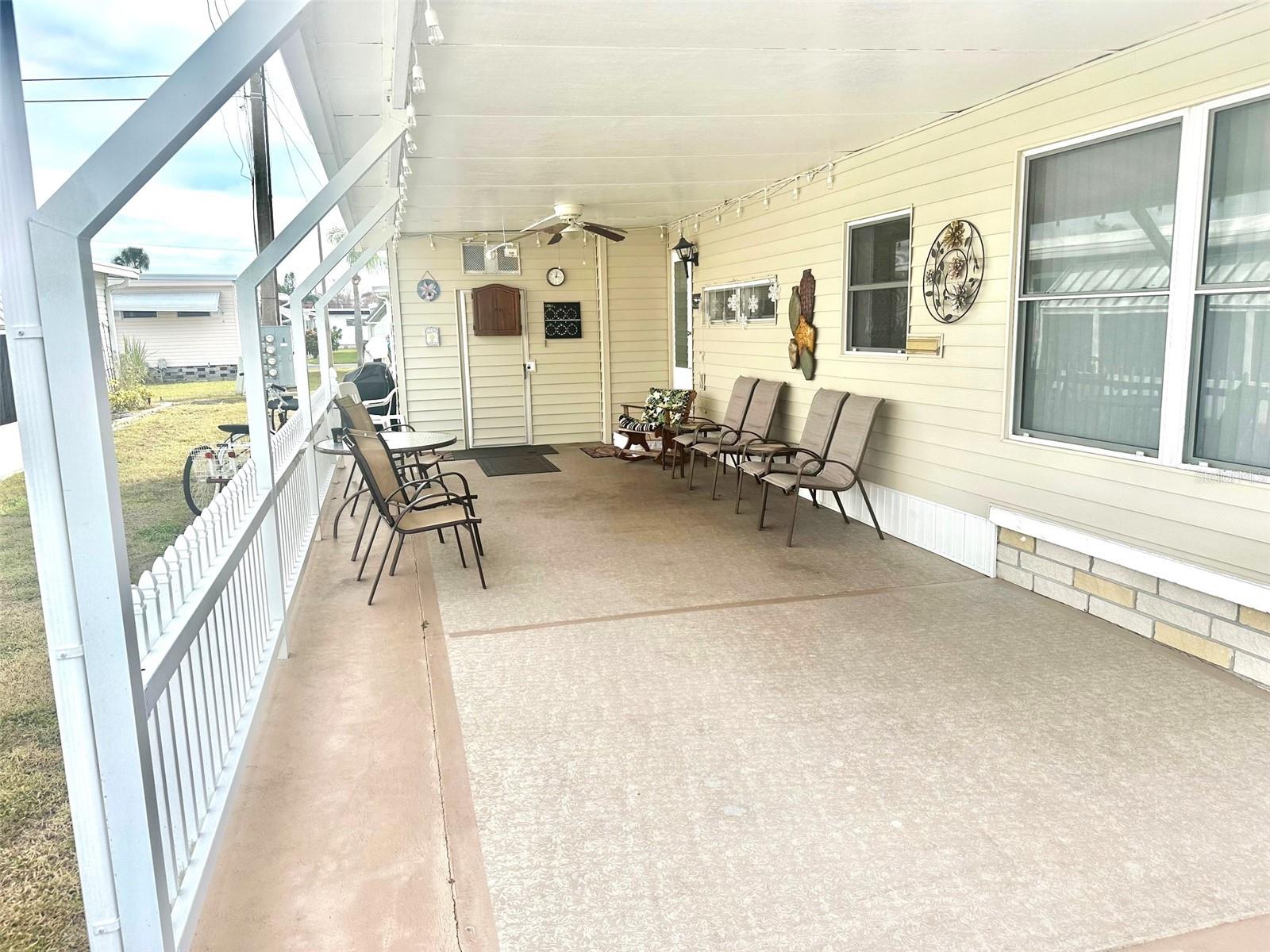 Listing photo id 0 for 2000 Bay Drive 102