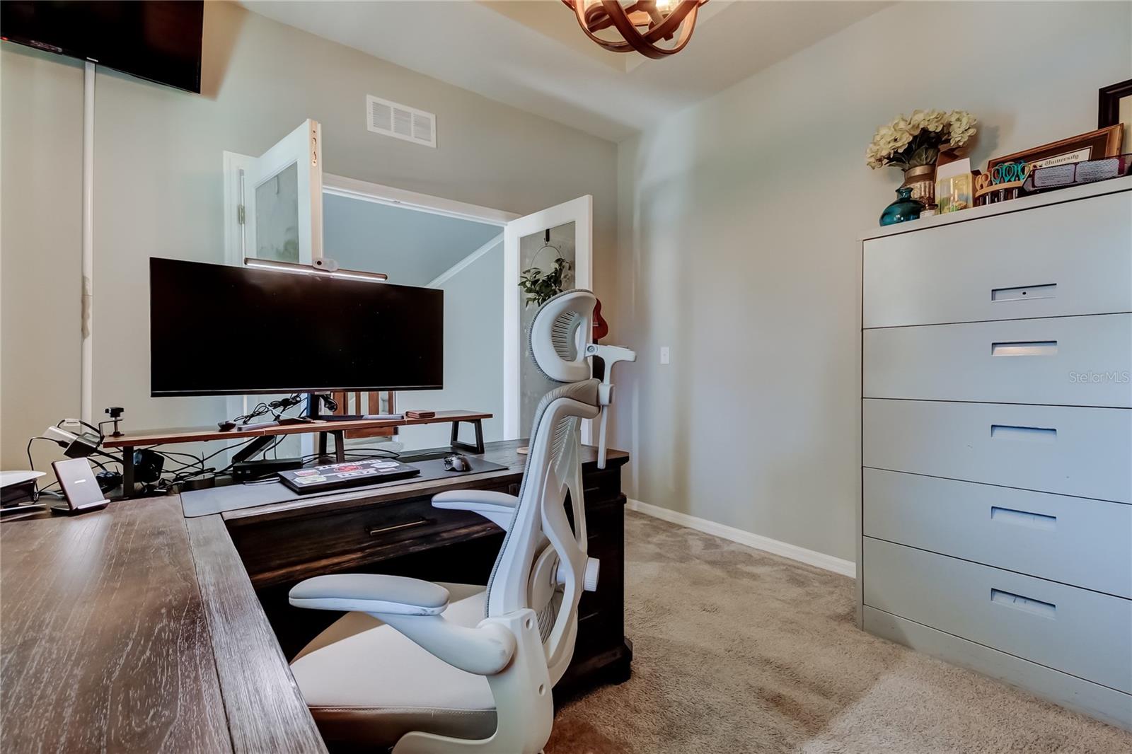 Image 13 of 56 For 5647 Fisher Glen Loop