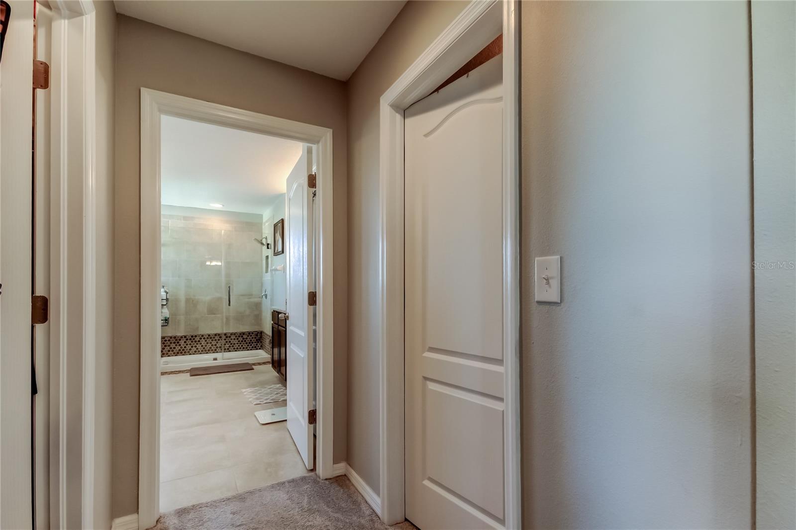 Image 33 of 56 For 5647 Fisher Glen Loop