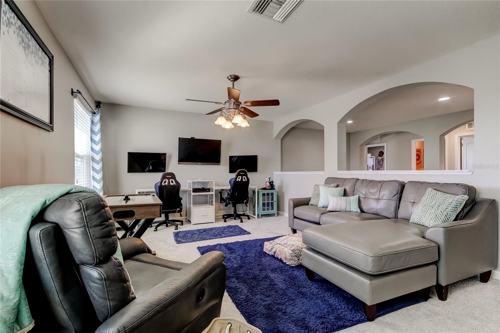 Image 38 of 56 For 5647 Fisher Glen Loop