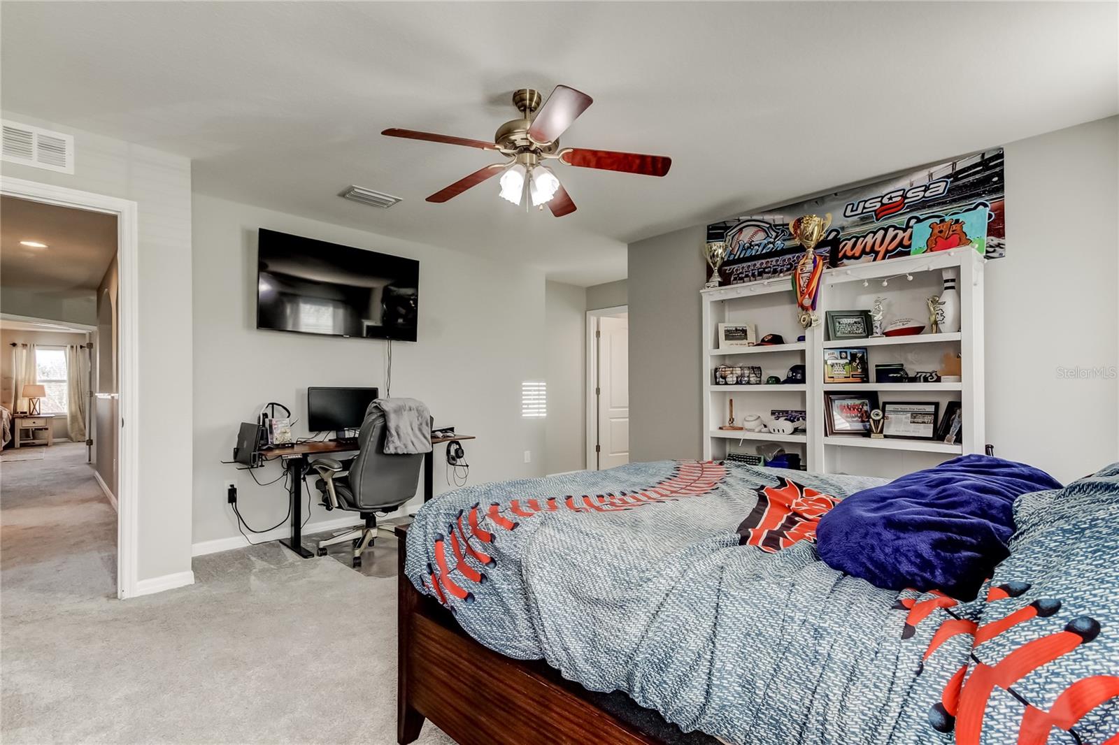 Image 47 of 56 For 5647 Fisher Glen Loop