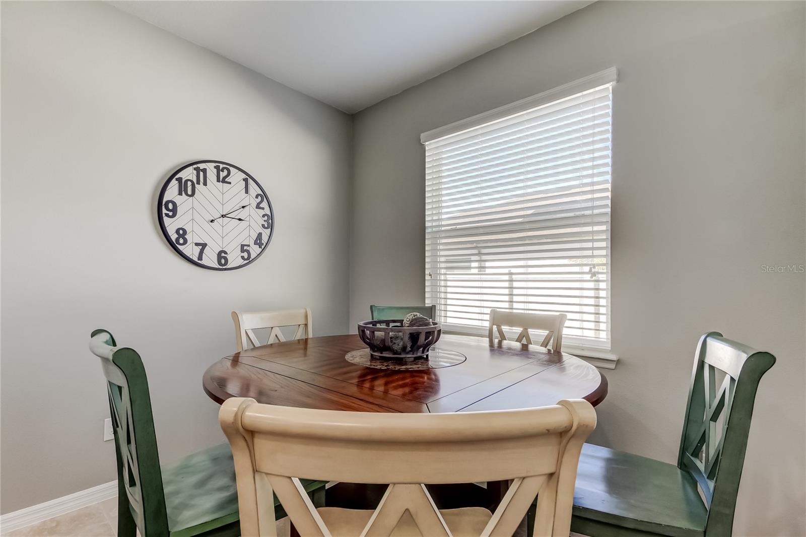 Image 8 of 56 For 5647 Fisher Glen Loop