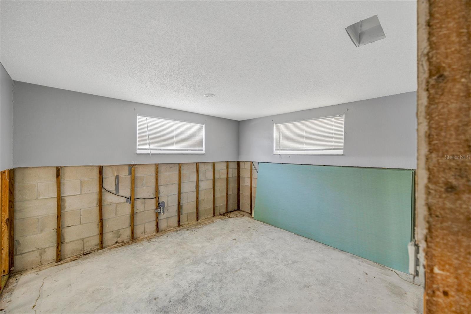 Image 28 of 29 For 8331 Wilkins Street