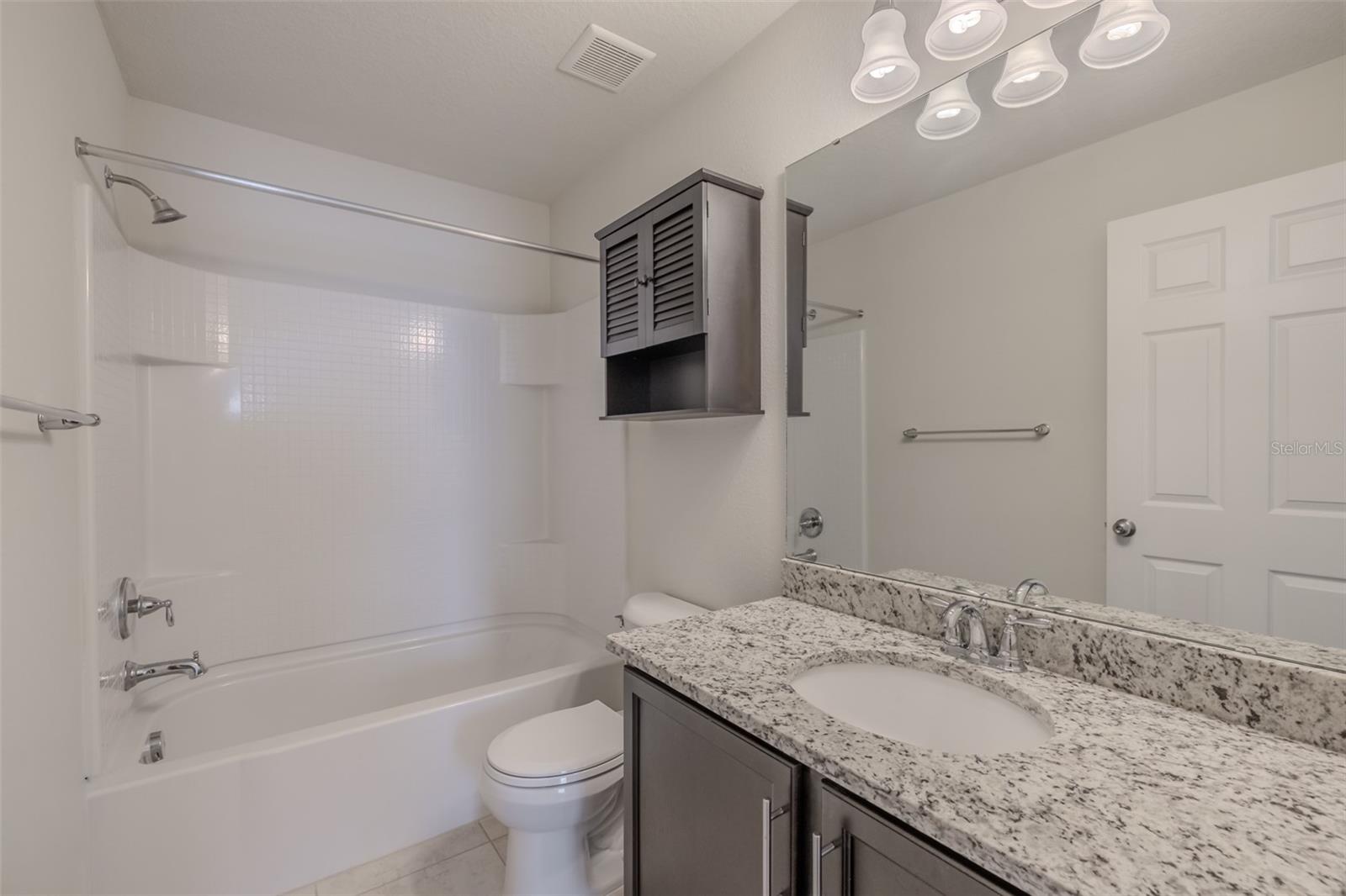 Image 16 of 41 For 4734 White Sanderling Ct Court