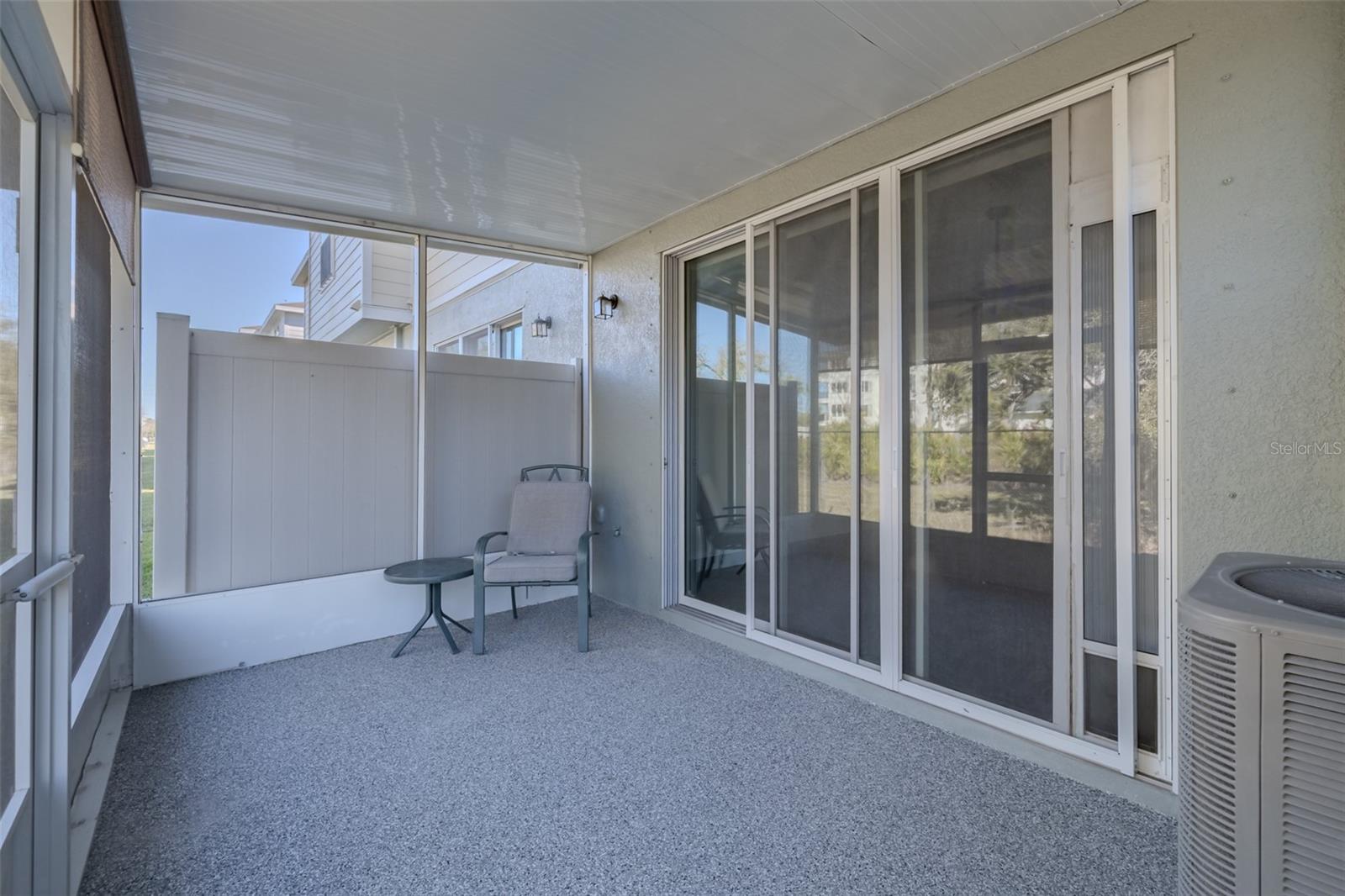 Image 21 of 41 For 4734 White Sanderling Ct Court