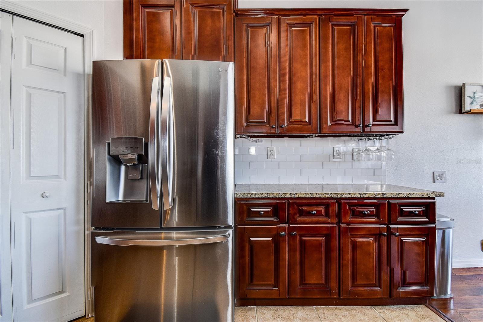 Image 16 of 50 For 5309 Boardwalk Street