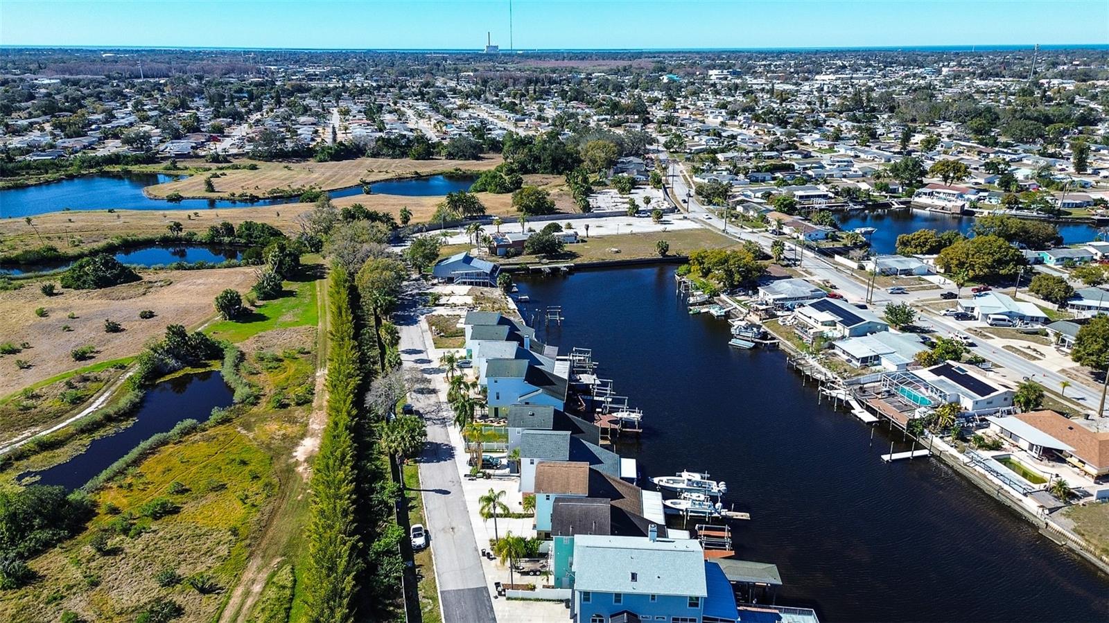 Image 40 of 50 For 5309 Boardwalk Street