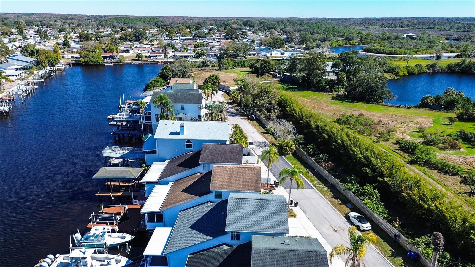 Image 42 of 50 For 5309 Boardwalk Street