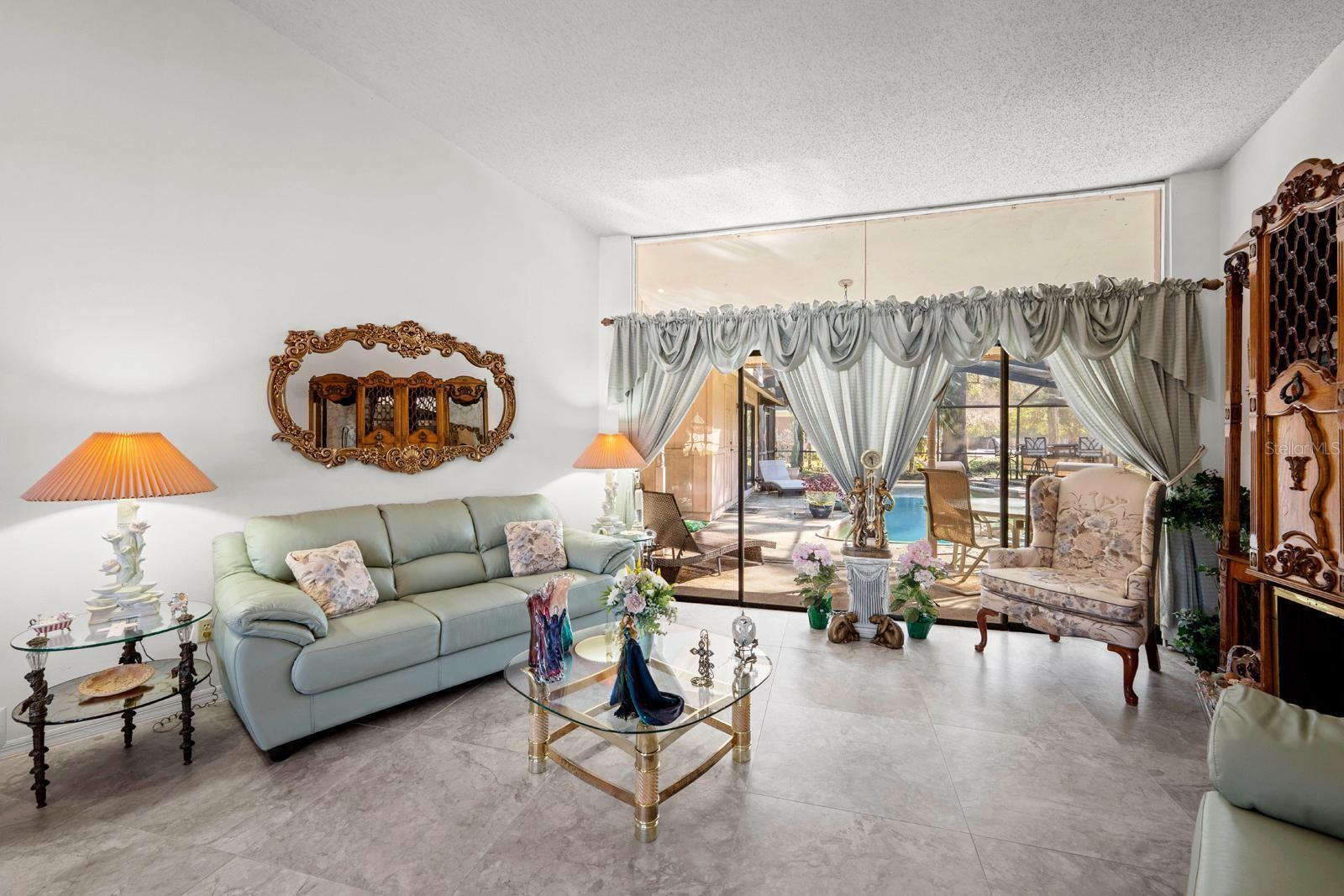 Image 17 of 33 For 2501 Diana Street