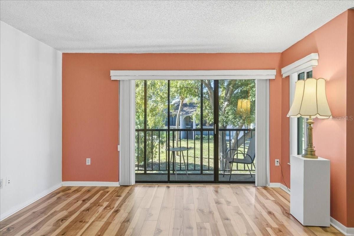 Image 10 of 75 For 2666 Pine Ridge Way N C2