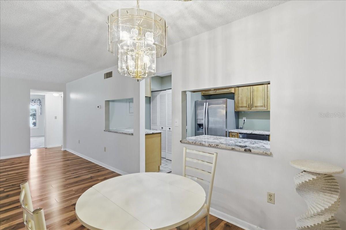 Image 16 of 75 For 2666 Pine Ridge Way N C2