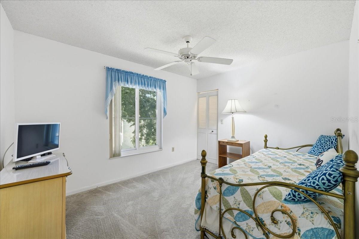 Image 36 of 75 For 2666 Pine Ridge Way N C2