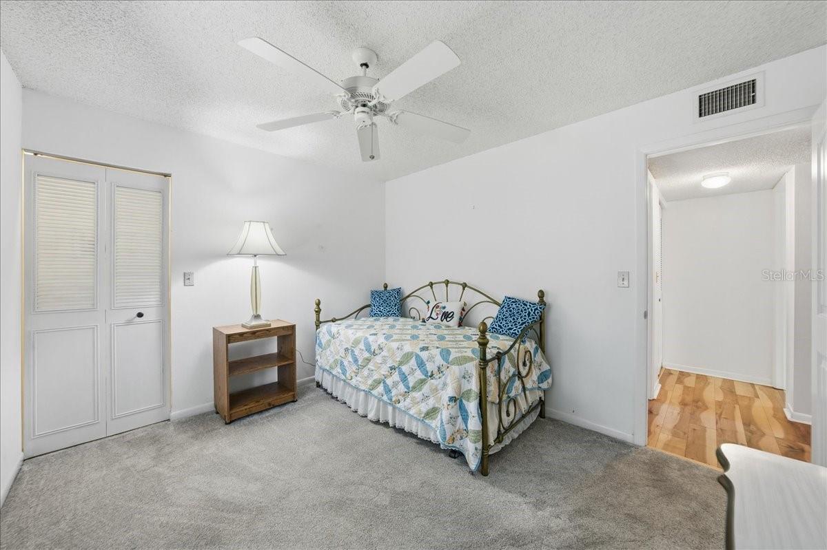 Image 37 of 75 For 2666 Pine Ridge Way N C2