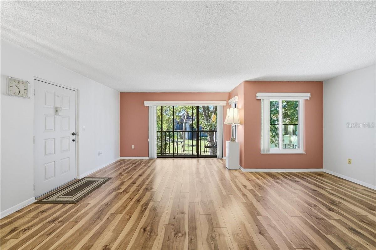 Image 4 of 75 For 2666 Pine Ridge Way N C2